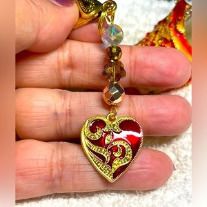 Stunning Victorian enamel red heart minimalist keychain-beaded